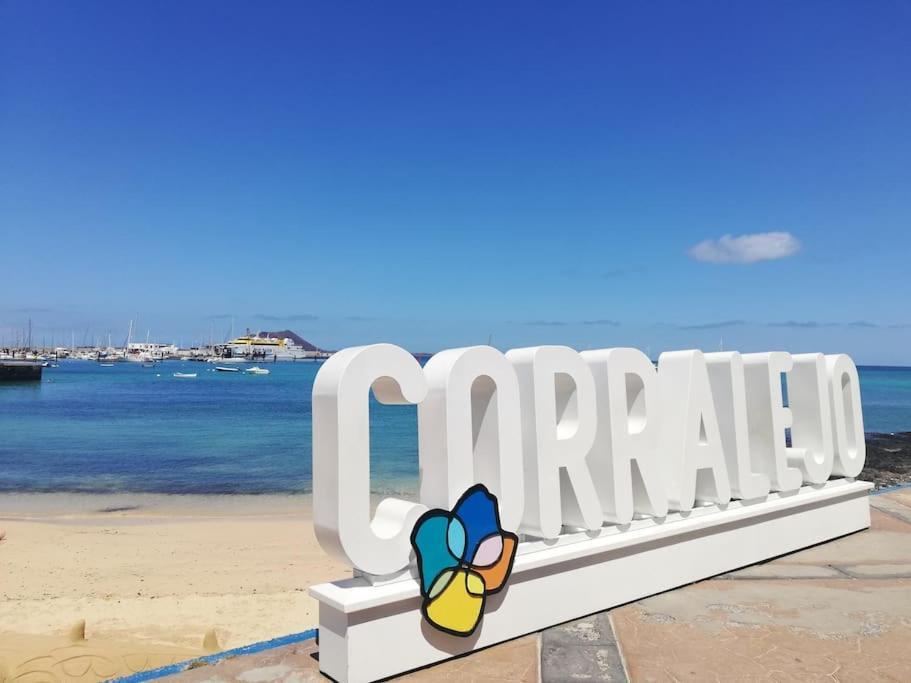 Apartamento Blue Ocean Corralejo: Sunny Terrace, Pool, Wifi Exterior foto